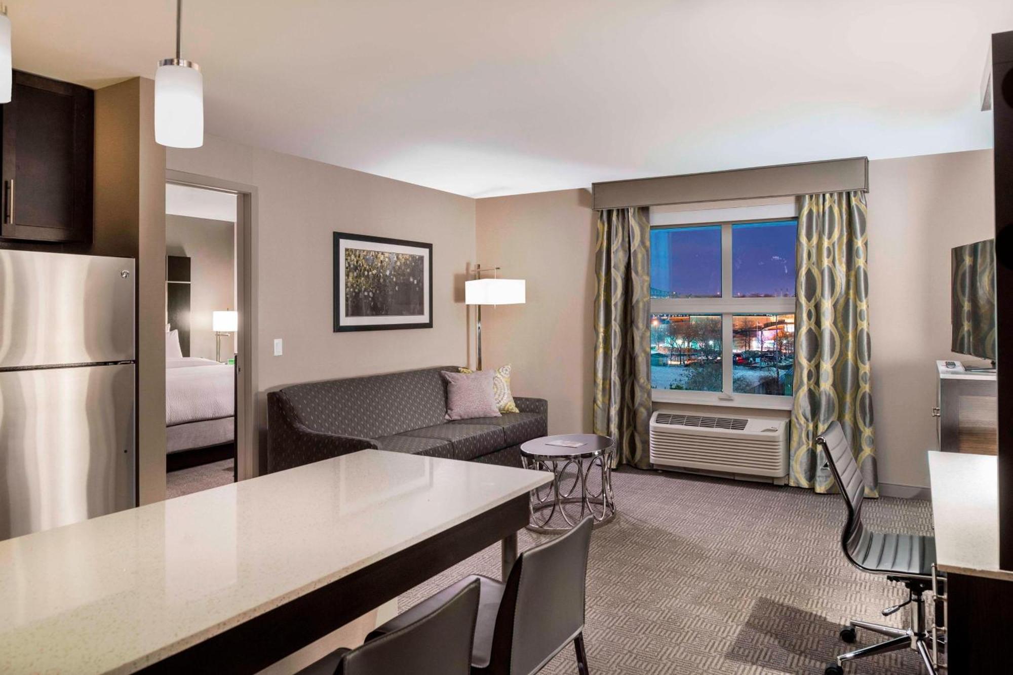 ทาวน์เพลส สวีท บอสตันโลแกน แอร์พอร์ต/เชลซี Hotel ภายนอก รูปภาพ